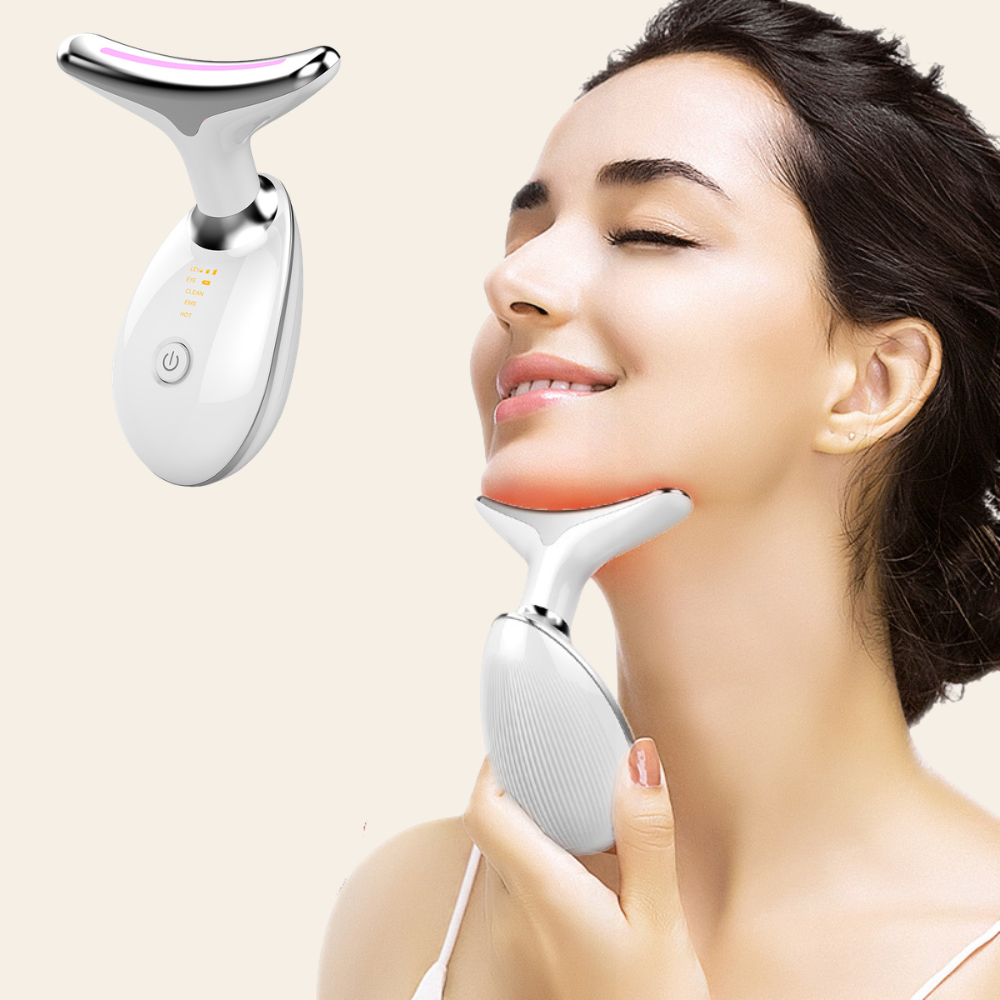 Femme utilisant le masseur Brio sur le cou et la mâchoire — luminothérapie LED et EMS Hielo